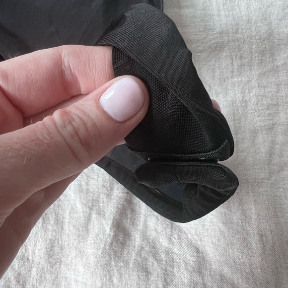 KHAITE The Janelle Bodysuit in Black jersey SZ M BNWT never worn - Picture 14 of 15